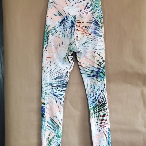 Fabletics - Picture 3 of 5